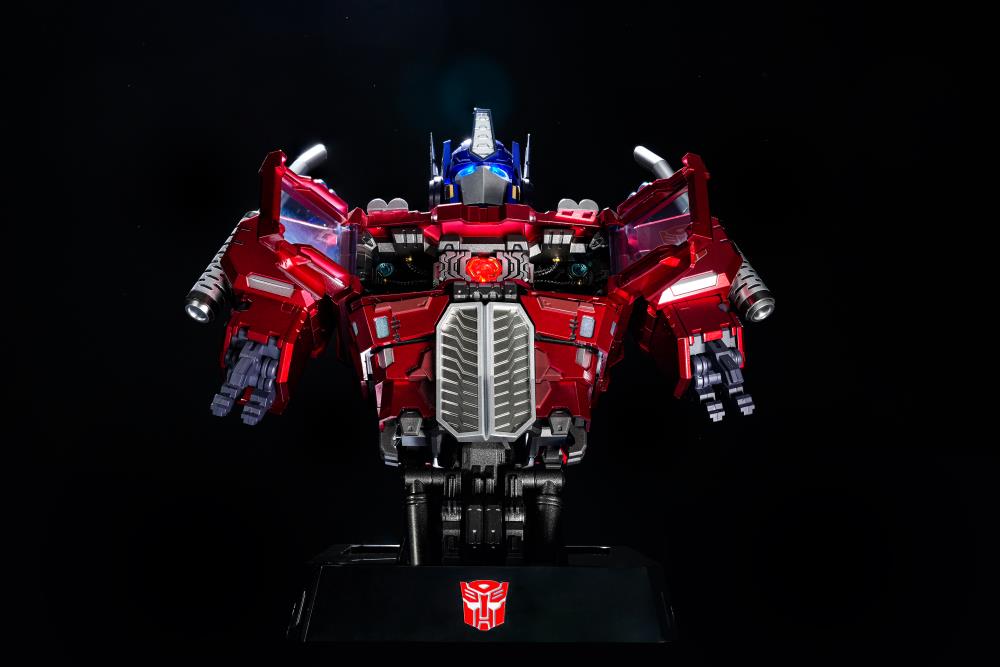 Hasbro Bust Generation Transformers - Optimus Prime Mechanic Bust