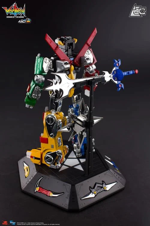 Toynami Voltron Defender of the Universe 40th Anniversary Collector's Set