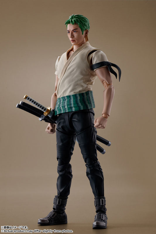 SH Figuarts Netflix One Piece - Roronoa Zoro