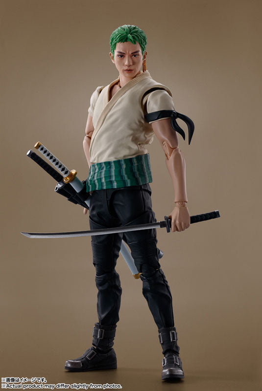 SH Figuarts Netflix One Piece - Roronoa Zoro