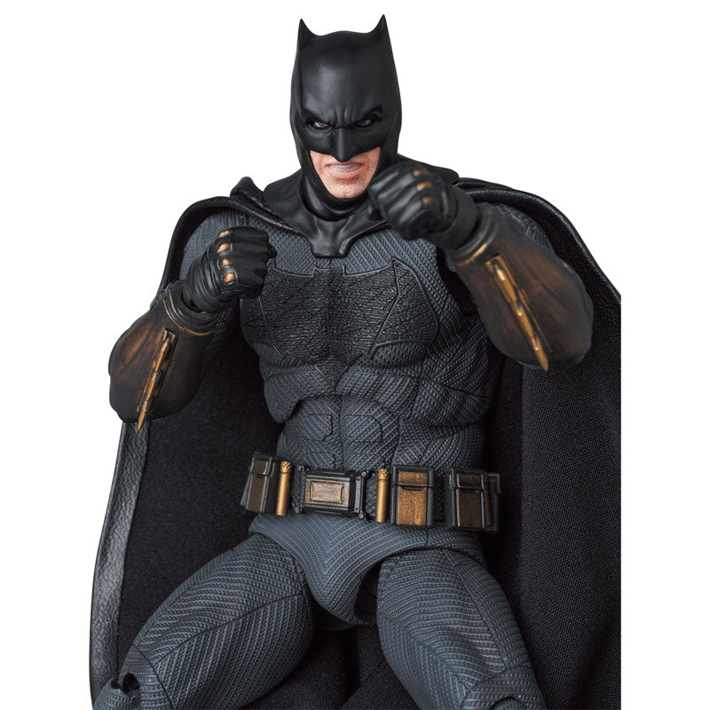 Mafex DC Zack Snyder's Justice League - Batman