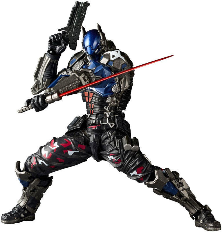 Revoltech Amazing Yamaguchi DC Batman Arkham Knight - Arkham Knight (Ver 1.5)
