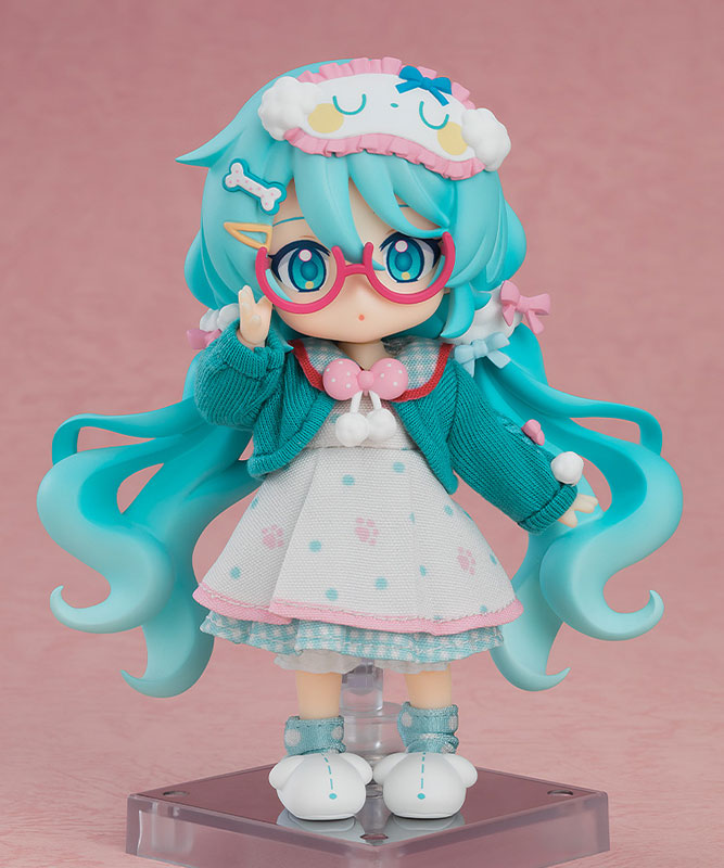 Nendoroid Doll Vocaloid Character Vocal Series 01 - Hatsune Miku (Loungewear Outfit Version)