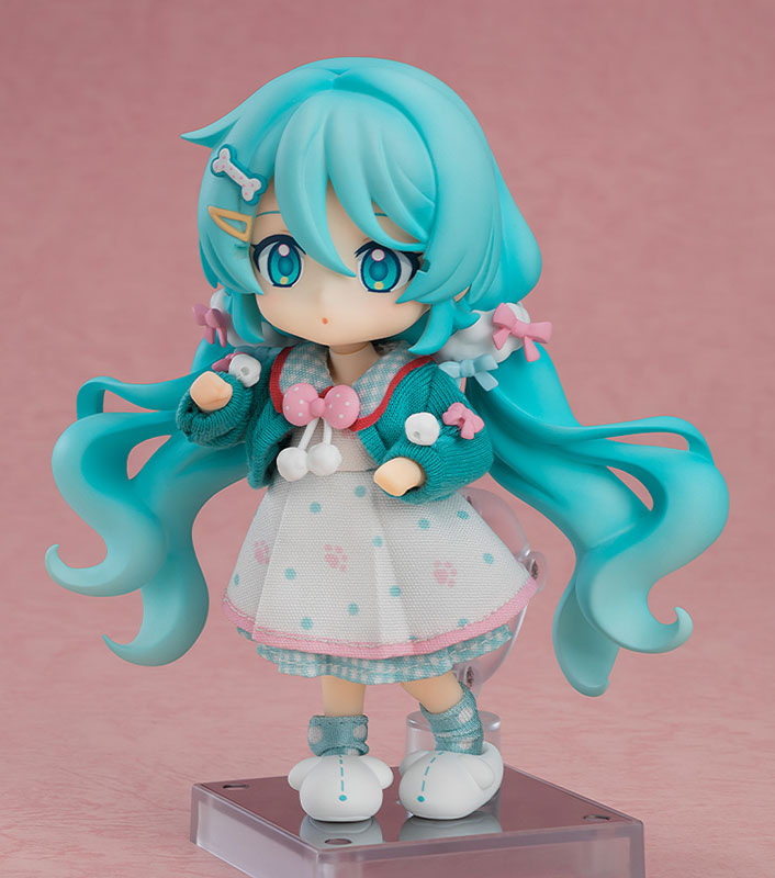 Nendoroid Doll Vocaloid Character Vocal Series 01 - Hatsune Miku (Loungewear Outfit Version)