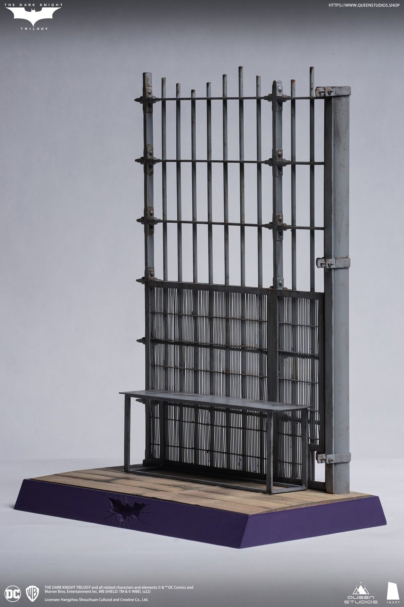 Queen Studios InArt 1/6 DC The Dark Knight Joker Deluxe