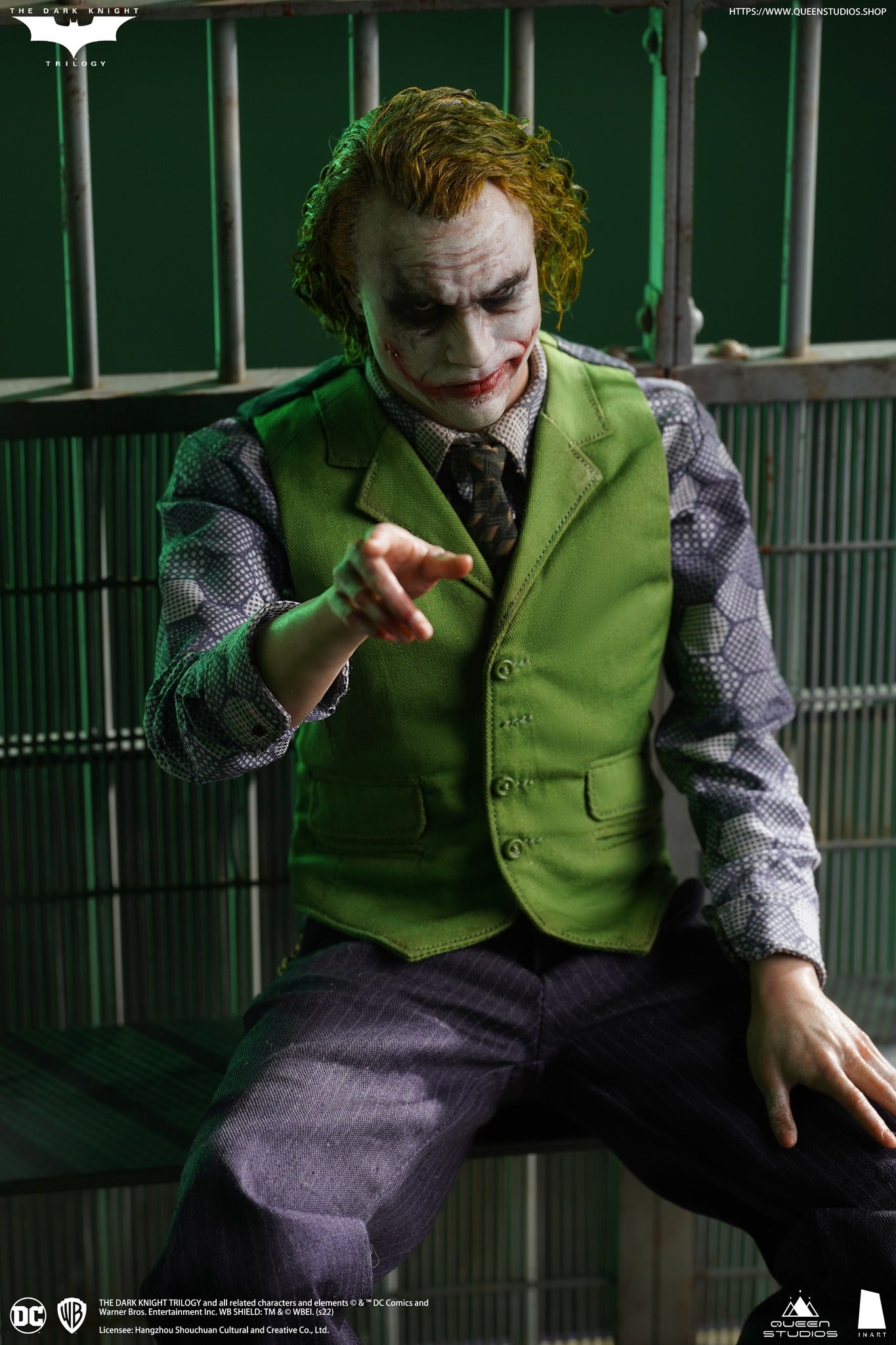 Queen Studios InArt 1/6 DC The Dark Knight Joker Deluxe