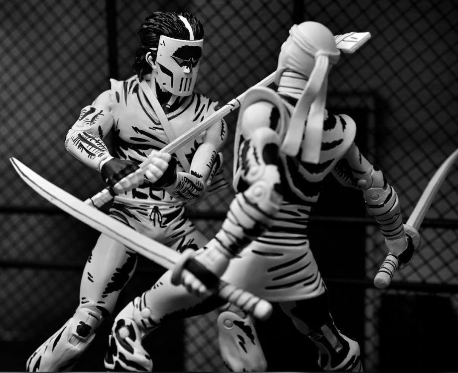 Neca Teenage Mutant Ninja Turtles Mirage Comics - Casey Jones (Black & White)
