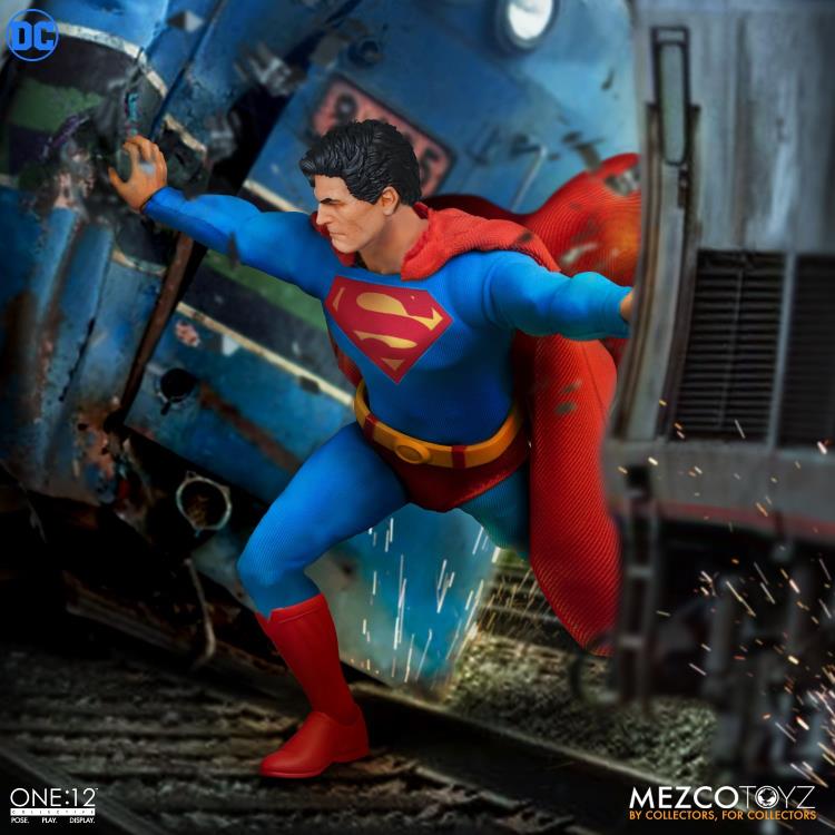 Mezco One:12 Collective DC Man of Steel Superman