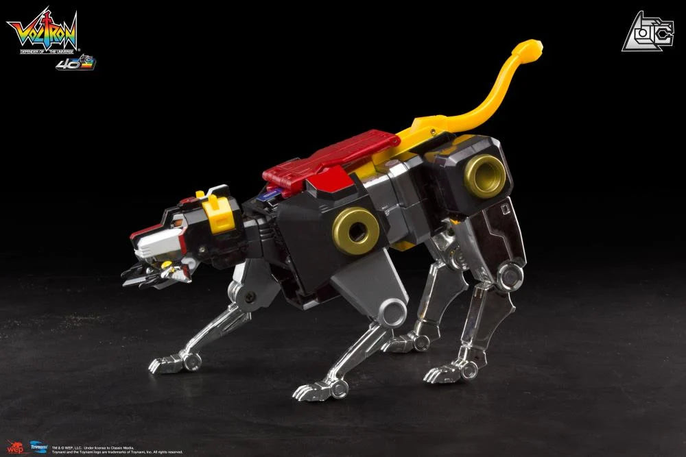 Toynami Voltron Defender of the Universe 40th Anniversary Collector's Set