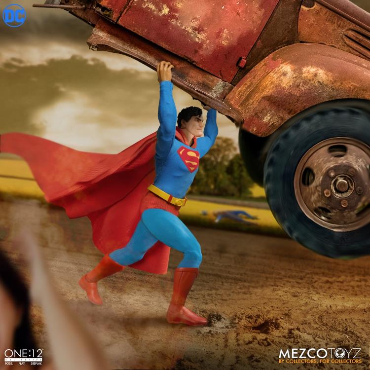 Mezco One:12 Collective DC Man of Steel Superman