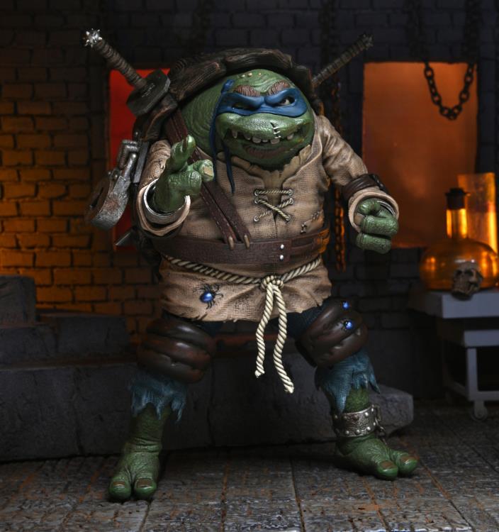 Neca Ultimate Universal Monsters x Teenage Mutant Ninja Turtles Leonardo as Hunchback