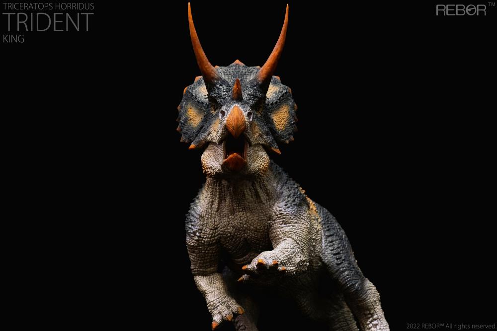 REBOR 1/35 Alpha Male Triceratops horridus Trident (King Ver.)