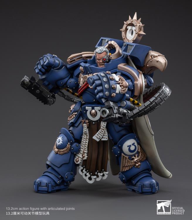 Joytoy 1/18 Warhammer 40K Ultramarines Chapter Master Marneus Calgar
