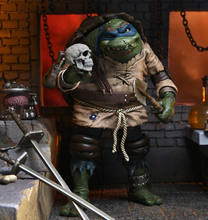 Neca Ultimate Universal Monsters x Teenage Mutant Ninja Turtles Leonardo as Hunchback