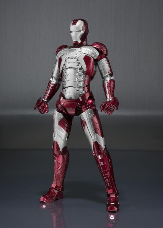 SH Figuarts Marvel Iron Man Mark 5 With Hall of Armor