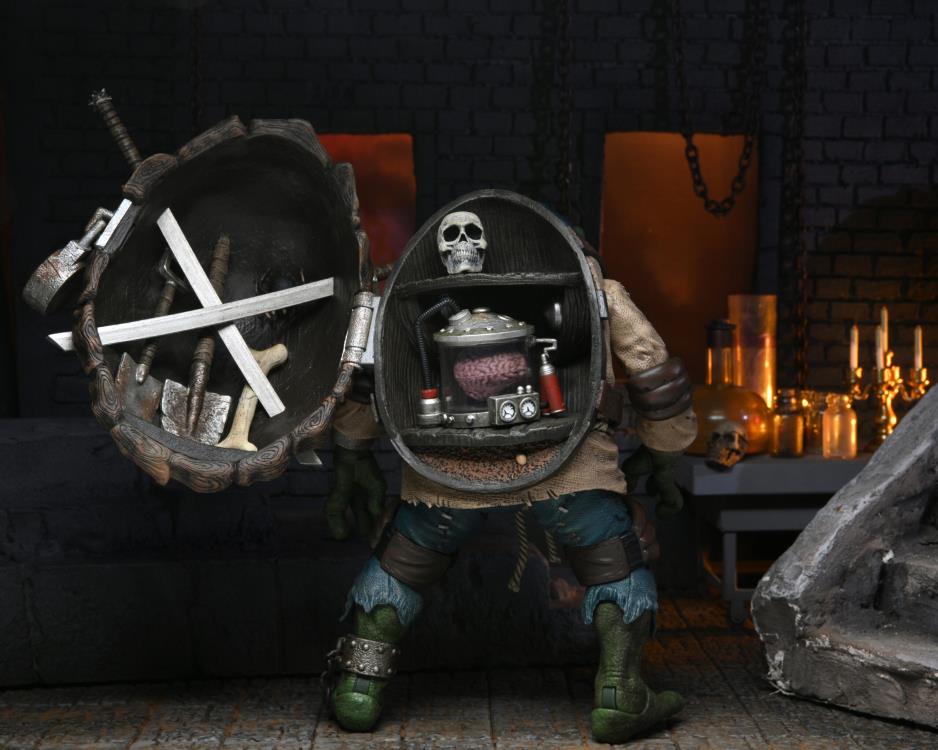 Neca Ultimate Universal Monsters x Teenage Mutant Ninja Turtles Leonardo as Hunchback