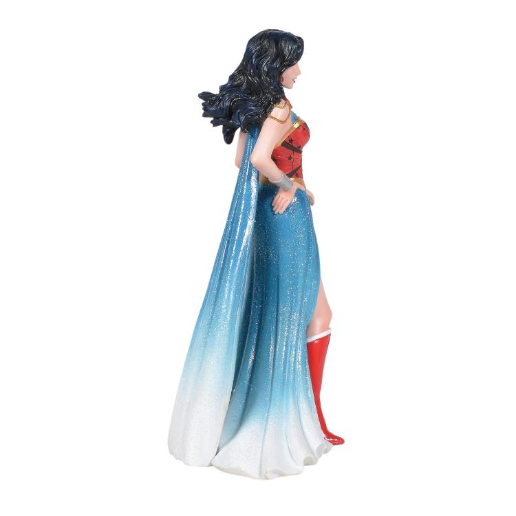 Enesco Couture De Force DC Wonder Woman