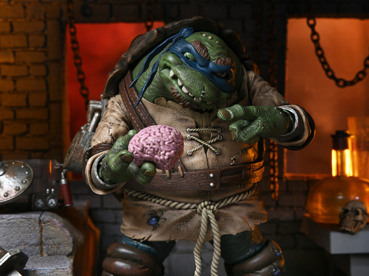 Neca Ultimate Universal Monsters x Teenage Mutant Ninja Turtles Leonardo as Hunchback