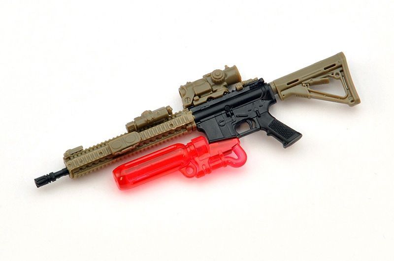 Tomytec Little Armory LA040 Water Gun B