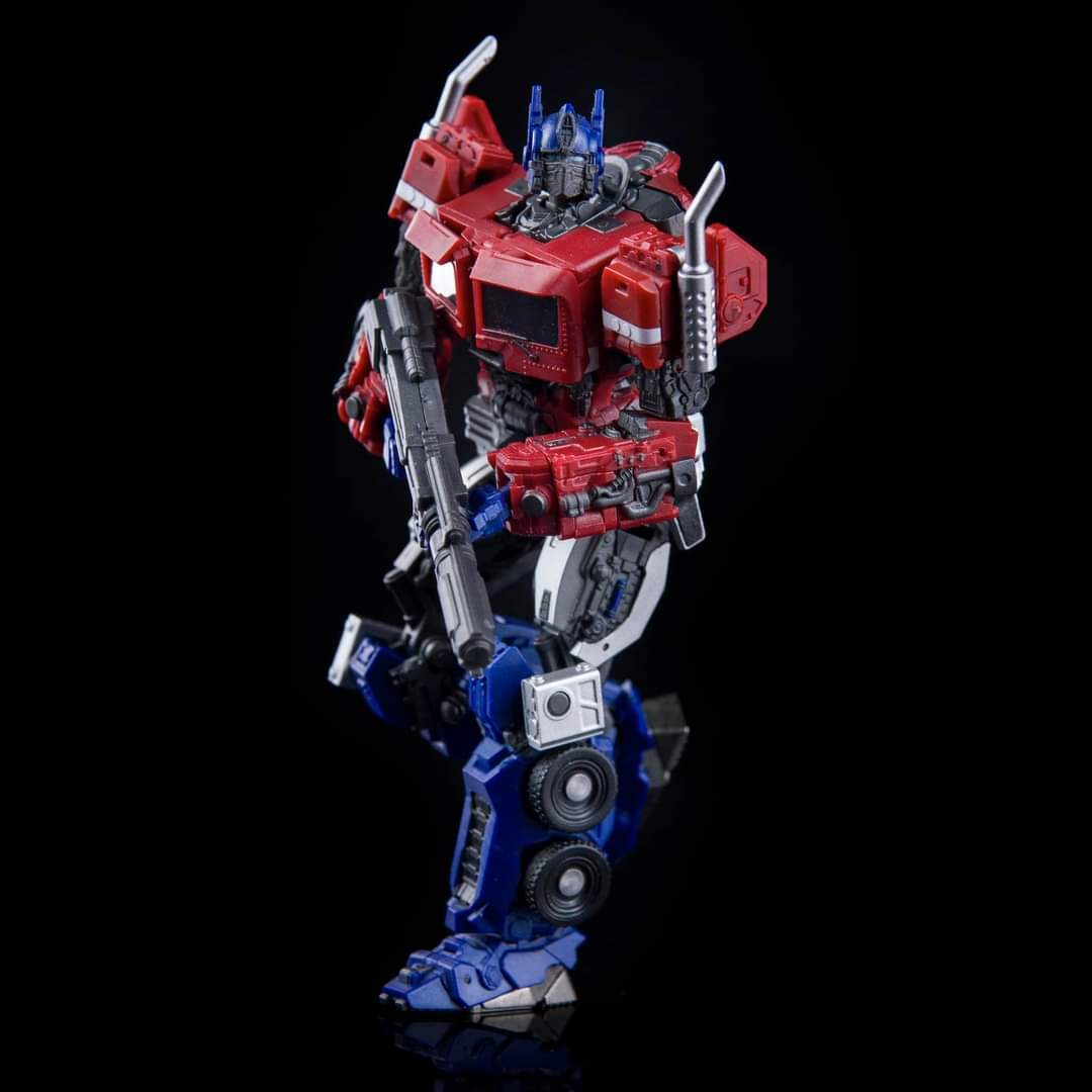 Lucky Cat Micro Cosmos Optimus Prime