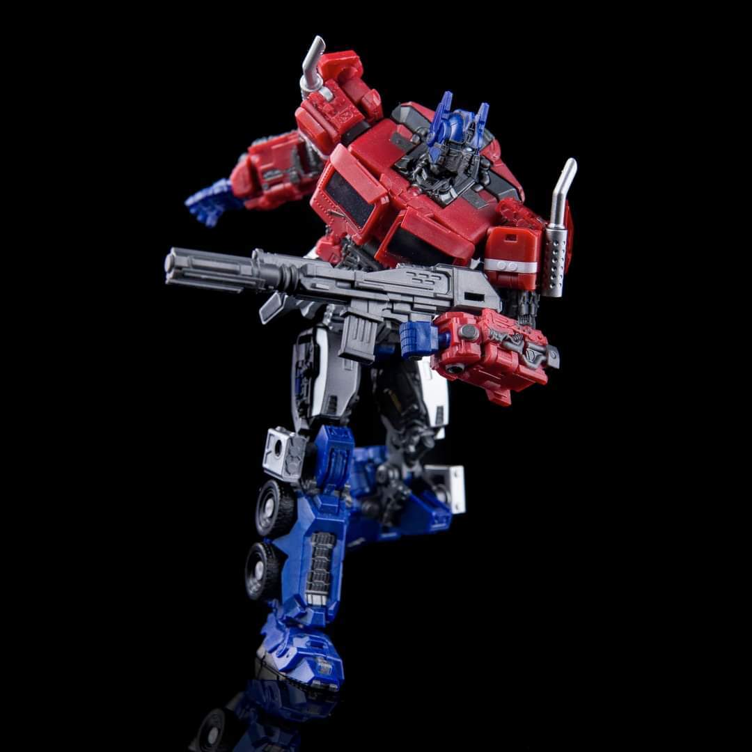 Lucky Cat Micro Cosmos Optimus Prime