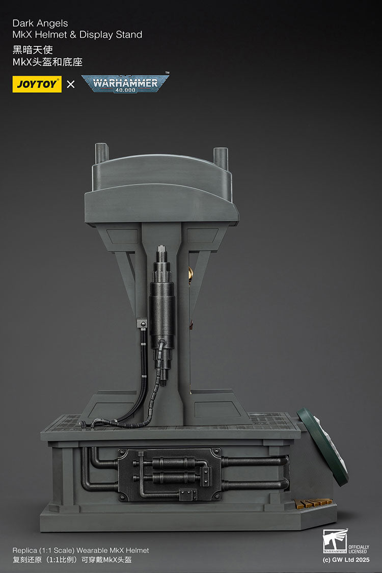 Joytoy 1/18 Warhammer 40k Dark Angels MkX Helmet & Display Stand