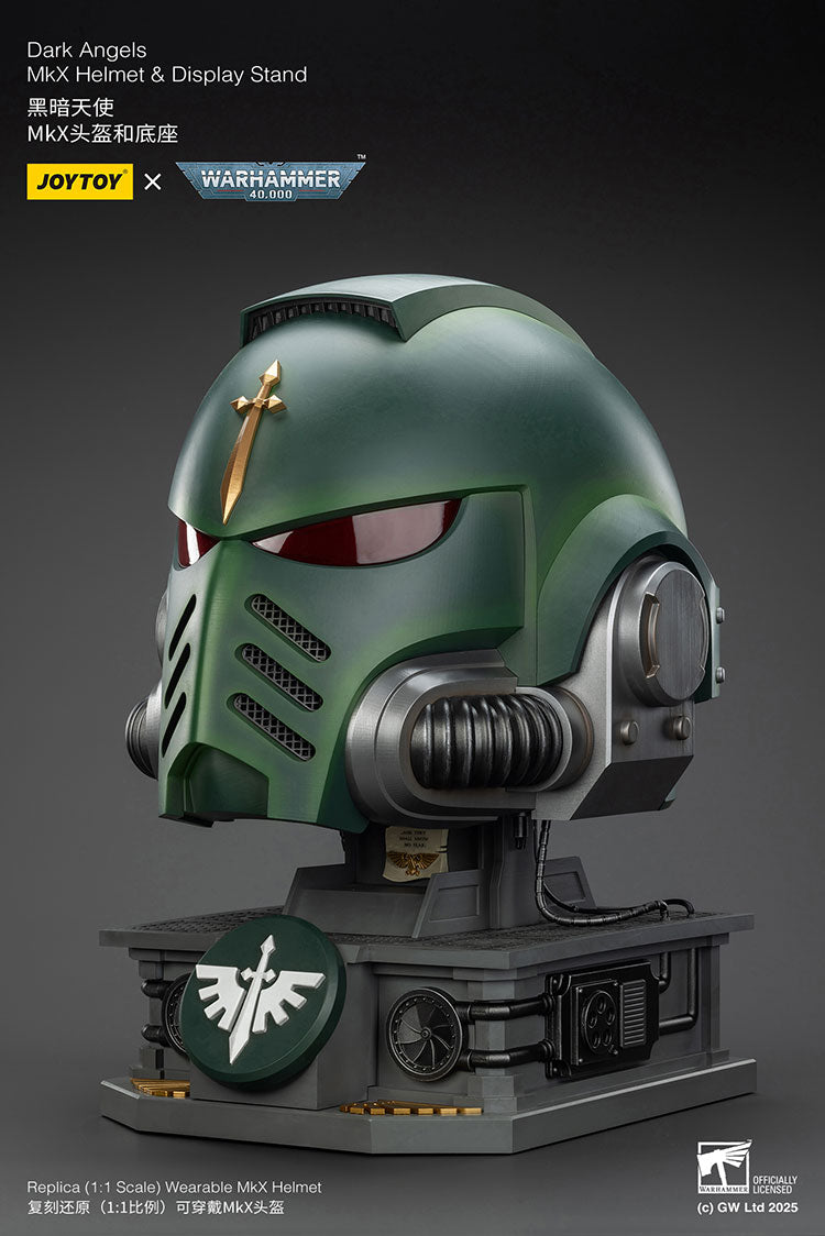 Joytoy 1/18 Warhammer 40k Dark Angels MkX Helmet & Display Stand