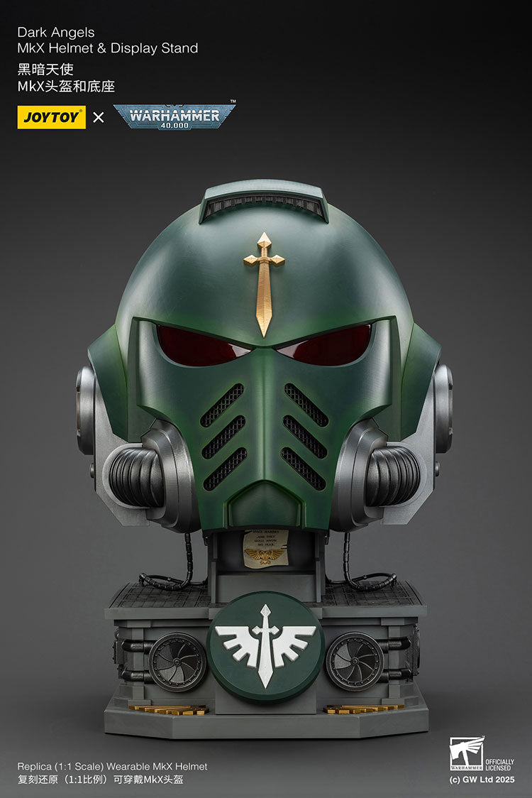 Joytoy 1/18 Warhammer 40k Dark Angels MkX Helmet & Display Stand