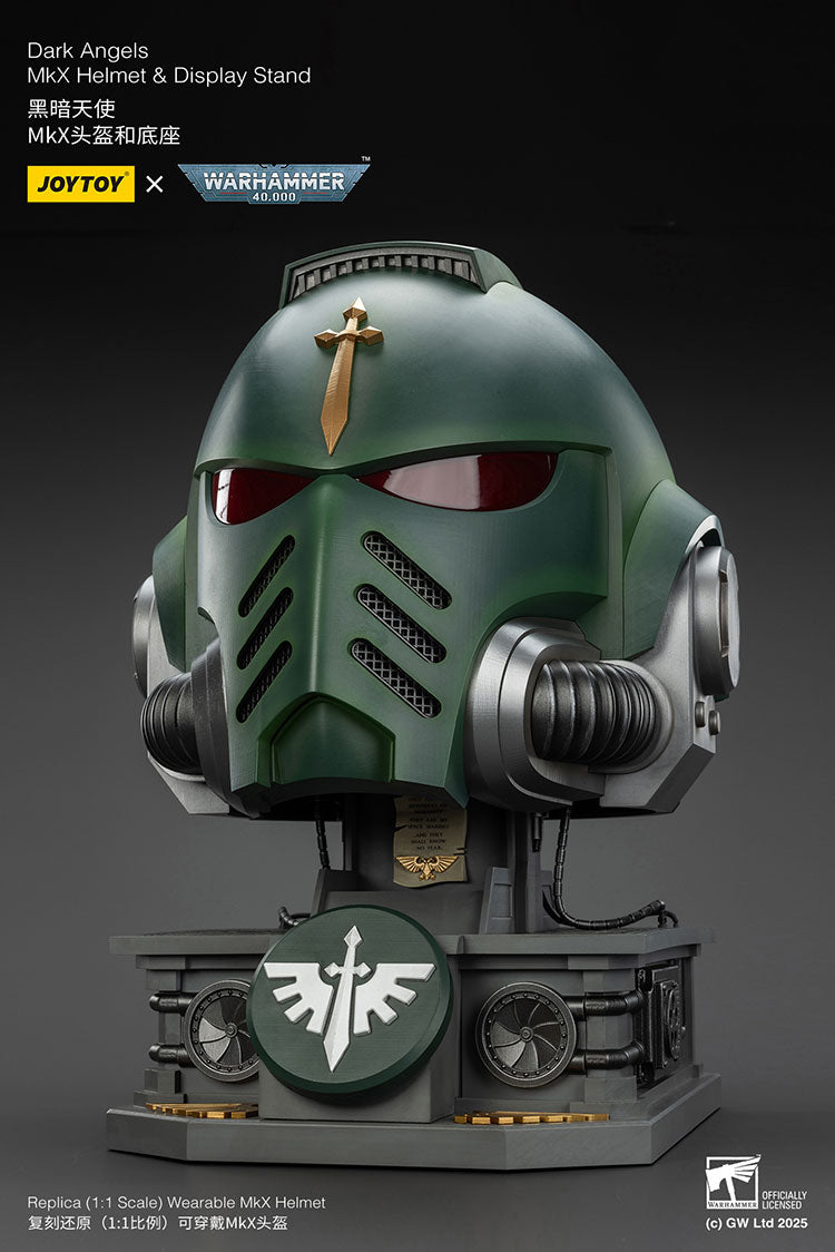 Joytoy 1/18 Warhammer 40k Dark Angels MkX Helmet & Display Stand