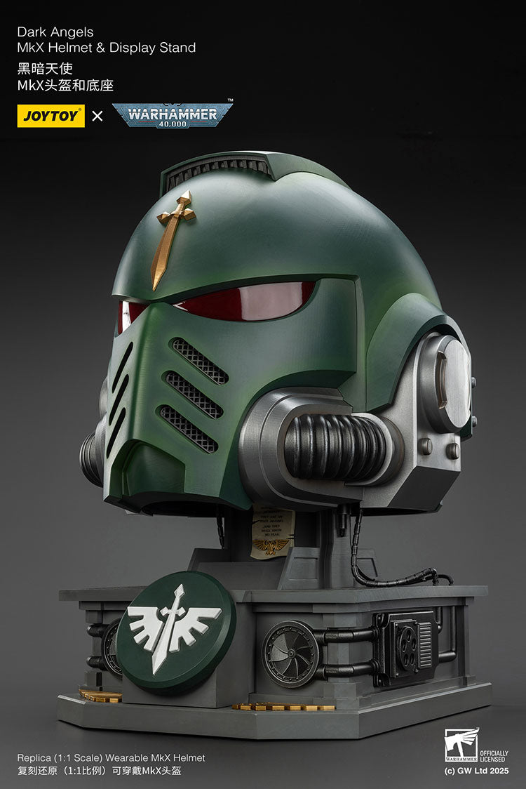 Joytoy 1/18 Warhammer 40k Dark Angels MkX Helmet & Display Stand