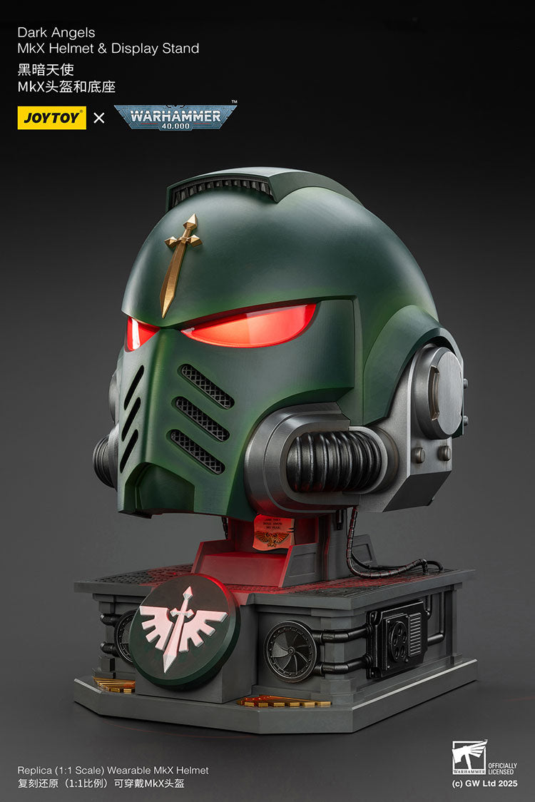 Joytoy 1/18 Warhammer 40k Dark Angels MkX Helmet & Display Stand