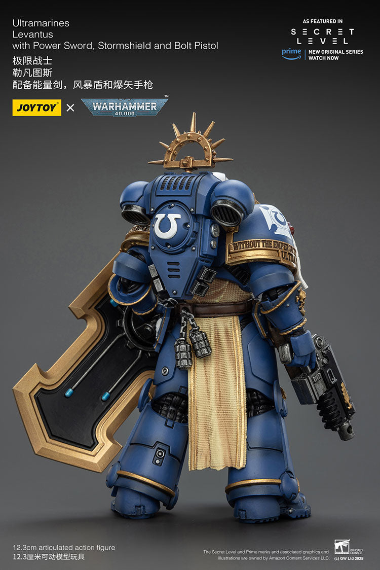 Joytoy 1/18 Warhammer 40k Ultramarines - Levantus with Power Sword, Stormshield and Bolt Pistol