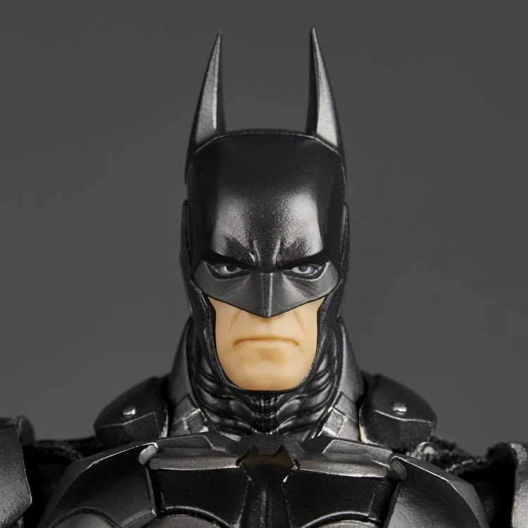 Revoltech Amazing Yamaguchi DC - Batman (Batman Arkham Knight Version) [Dented Box]