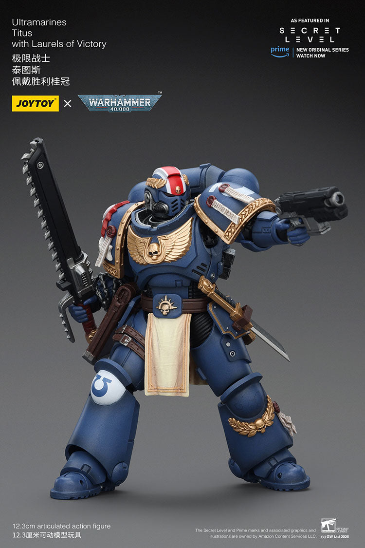 Joytoy 1/18 Warhammer 40k Ultramarines - Titus with Laurels of Victory