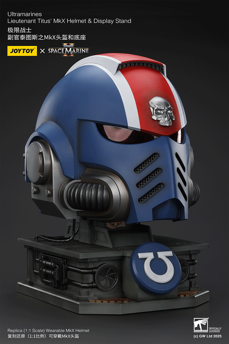 Joytoy Warhammer 40k Space Marine 2 - Ultramarines Lieutenant Titus' MKX Helmet & Display Stand