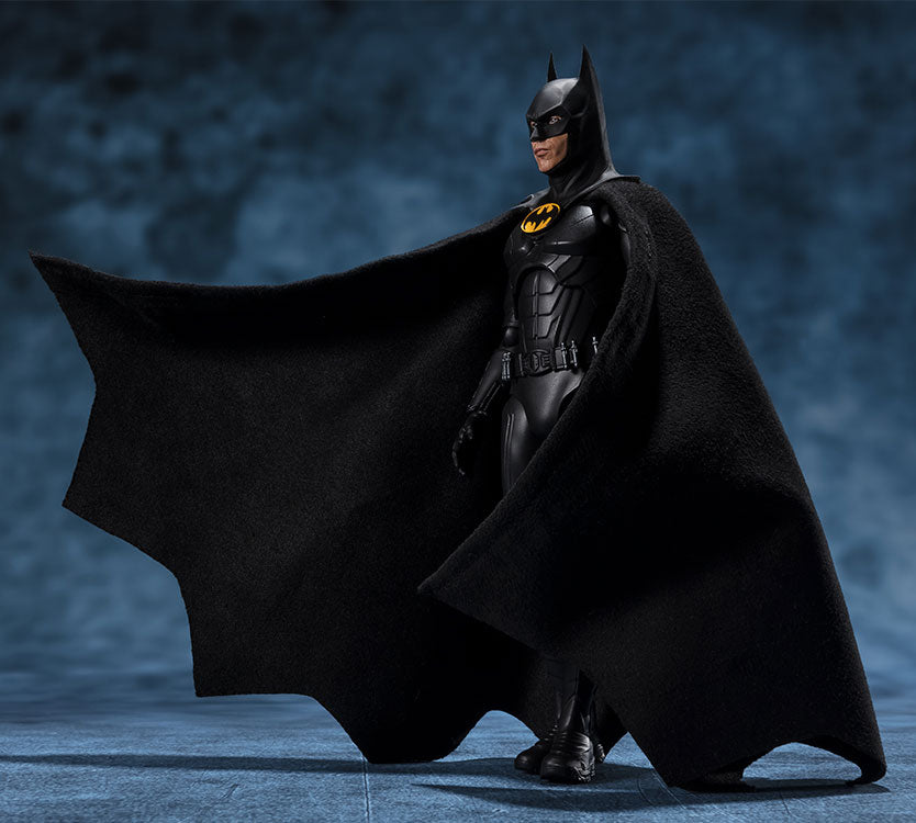 SH Figuarts DC The Flash Movie - Batman