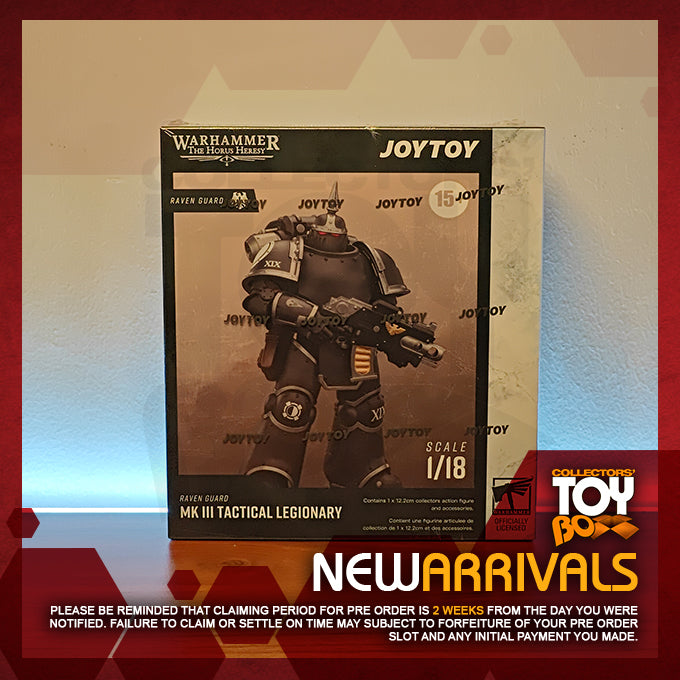 Joytoy 1/18 Warhammer The Horus Heresy Raven Guard - MK III Tactical Legionary with Bolter and Bolt Pistol