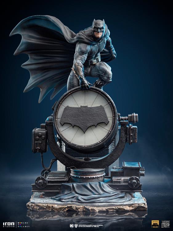 Iron Studios Art Scale 1/10 DC Zack Snyder's Justice League - Batman on Bat-Signal (Deluxe)
