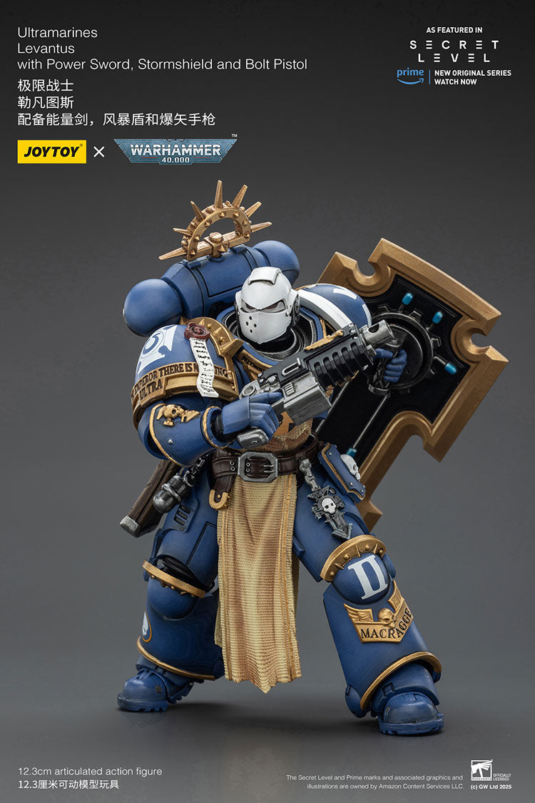 Joytoy 1/18 Warhammer 40k Ultramarines - Levantus with Power Sword, Stormshield and Bolt Pistol