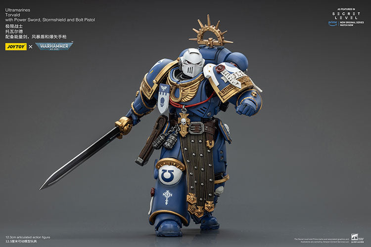 Joytoy 1/18 Warhammer 40k Ultramarines - Torvald with Power Sword, Stormshield and Bolt Pistol