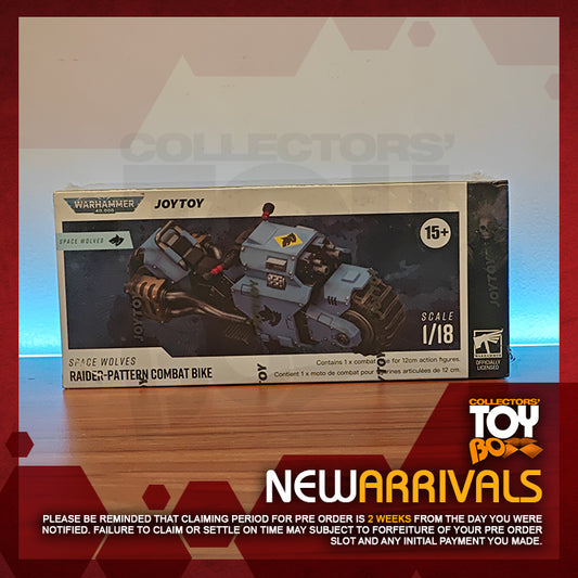Joytoy 1/18 Warhammer 40K Space Wolves Raider Pattern Combat Bike with Twin Linked Bolt Rifles