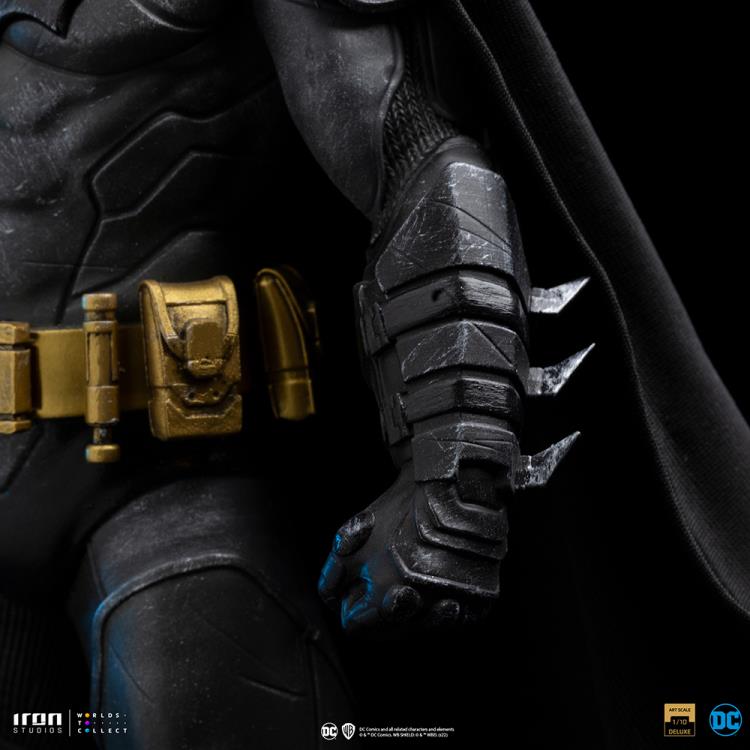 Iron Studios Art Scale 1/10 DC Comics - Batman Unleashed Deluxe