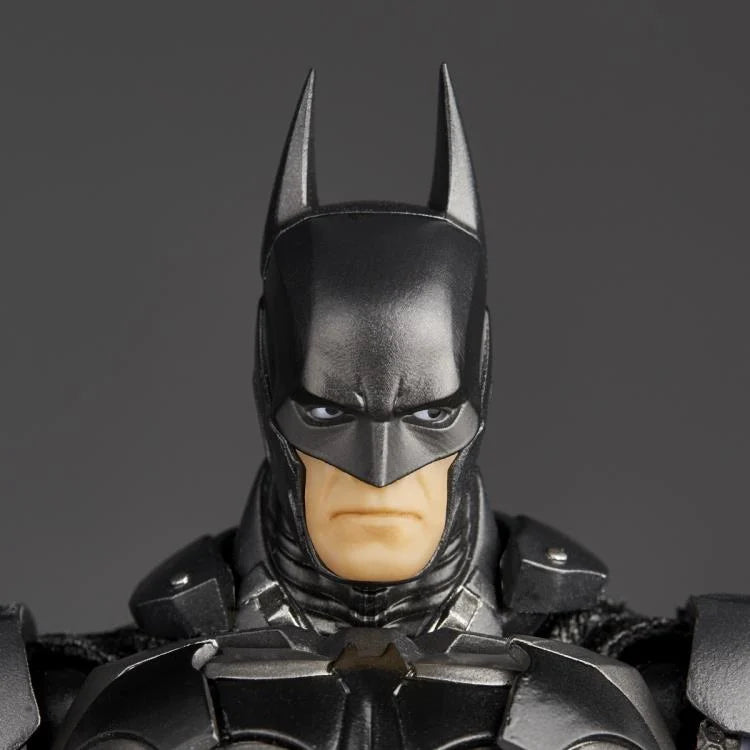 Revoltech Amazing Yamaguchi DC - Batman (Batman Arkham Knight Version) [Dented Box]