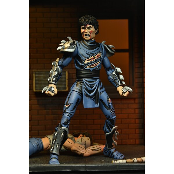 Neca Ultimate Teenage Mutant Ninja Turtles - Damaged Shredder (Mirage Comics)