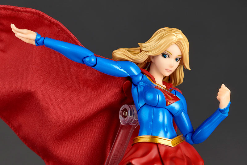 Revoltech Amazing Yamaguchi DC - Supergirl