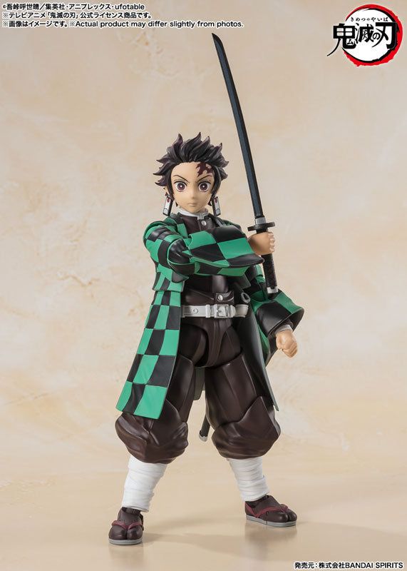 SH Figuarts Demon Slayer Kimetsu no Yaiba - Tanjiro Kamado