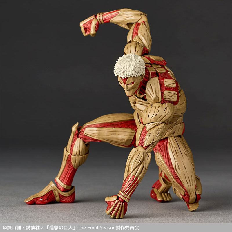 Revoltech Amazing Yamaguchi Attack on Titan - Armored Titan (Reiner Braun)