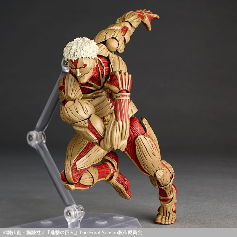 Revoltech Amazing Yamaguchi Attack on Titan - Armored Titan (Reiner Braun)