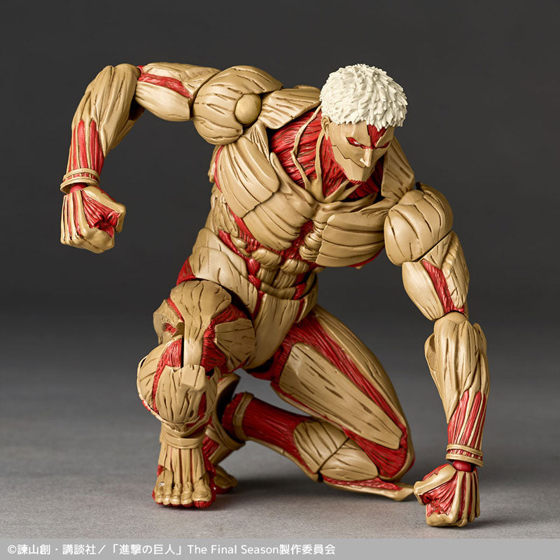 Revoltech Amazing Yamaguchi Attack on Titan - Armored Titan (Reiner Braun)