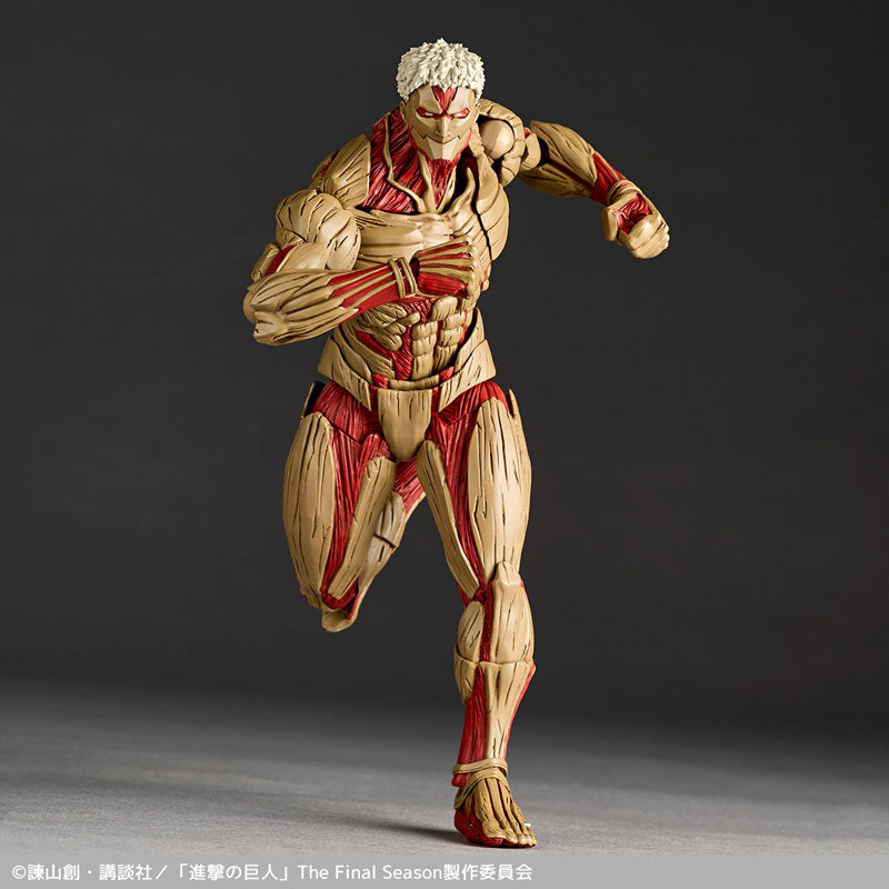 Revoltech Amazing Yamaguchi Attack on Titan - Armored Titan (Reiner Braun)
